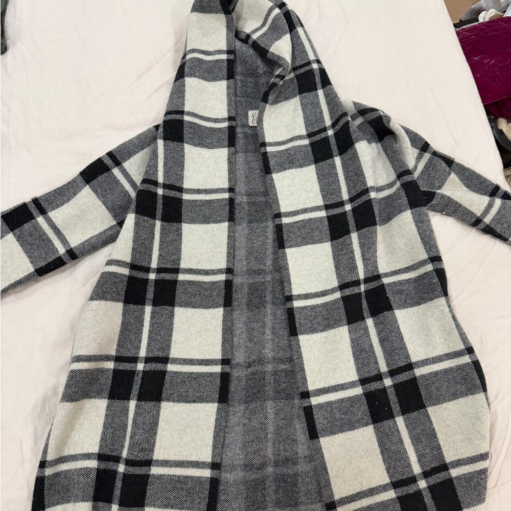 Plaid Hooded Cardigan - Black and White